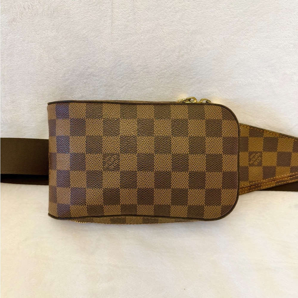 Louis Vuitton Geronimo damier ebene body bag - unisex